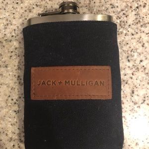 Men’s travel flask
